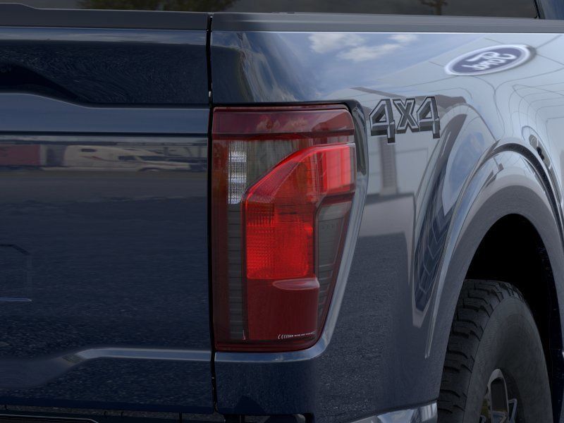 New 2026 Blue Ford XLT image 21