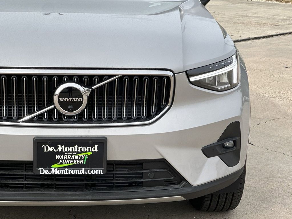 2023 Volvo XC40 B5 Plus Bright Theme Silver at Ultimate Motorsports