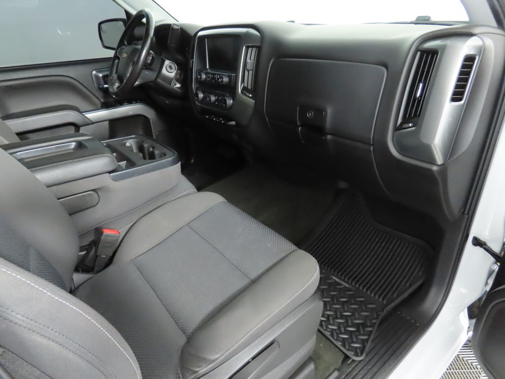 2018 Chevrolet Silverado 1500 LT 17