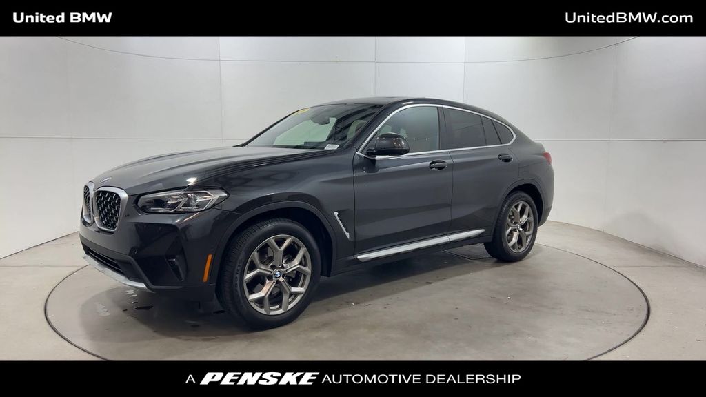 Thumbnail: 2025 BMW X4 - 4