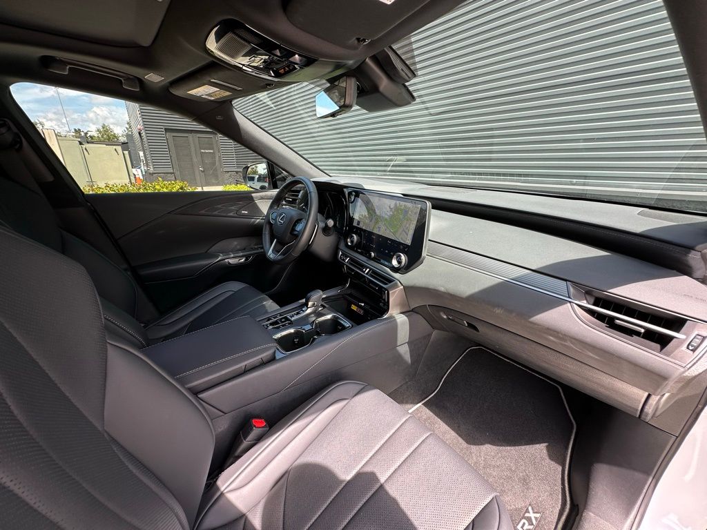 Thumbnail: 2024 Lexus RX - 32