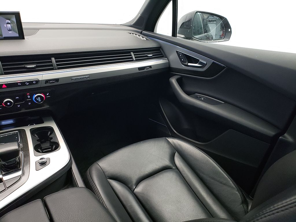 Thumbnail: 2019 Audi Q7 - 23