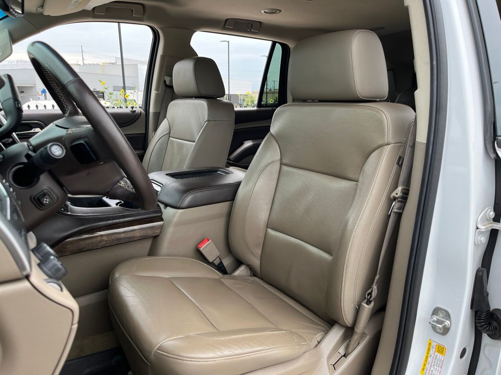 Thumbnail: 2016 Chevrolet Tahoe - 26
