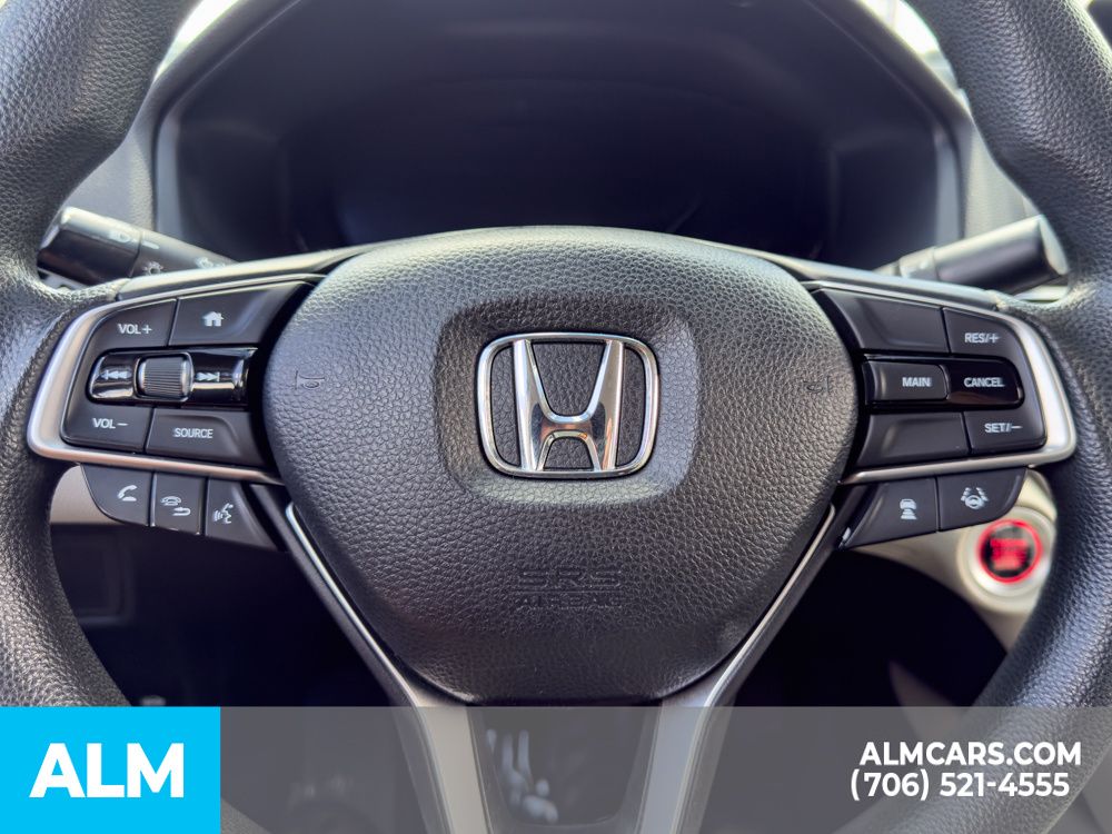 Used 2018 White Honda LX image 23