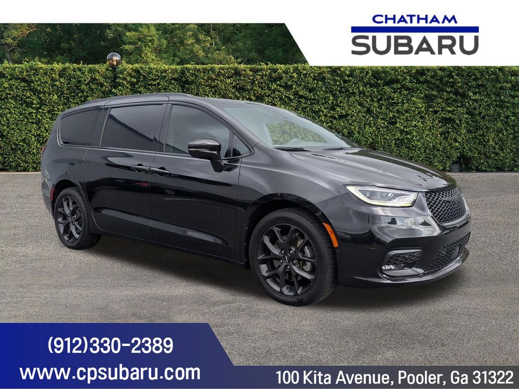 Brilliant Black Crystal Pearlcoat 2021 Chrysler Pacifica Limited AWD Minivan All-Wheel Drive 9-Speed Automatic