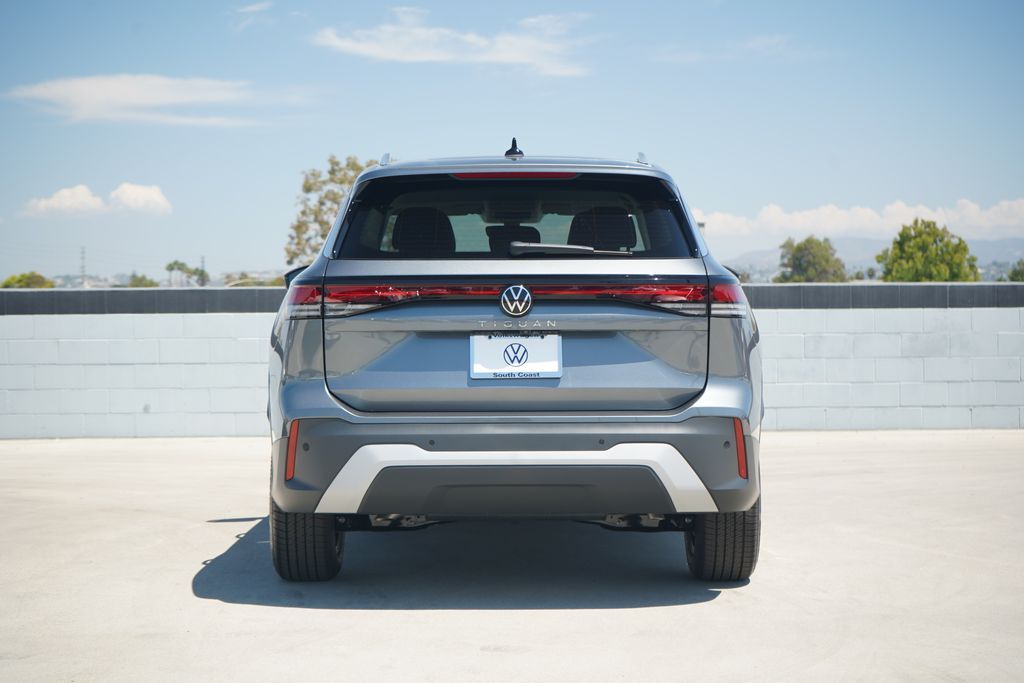 Thumbnail: 2026 Volkswagen Tiguan - 4