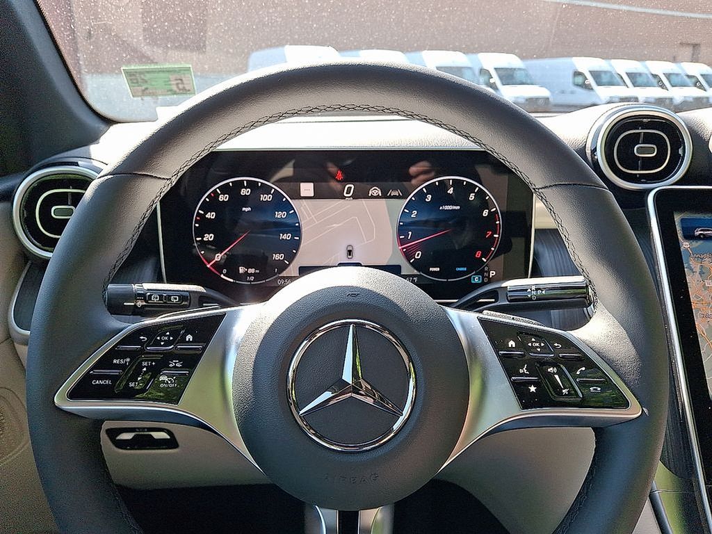 Thumbnail: 2025 Mercedes-Benz GLC - 17