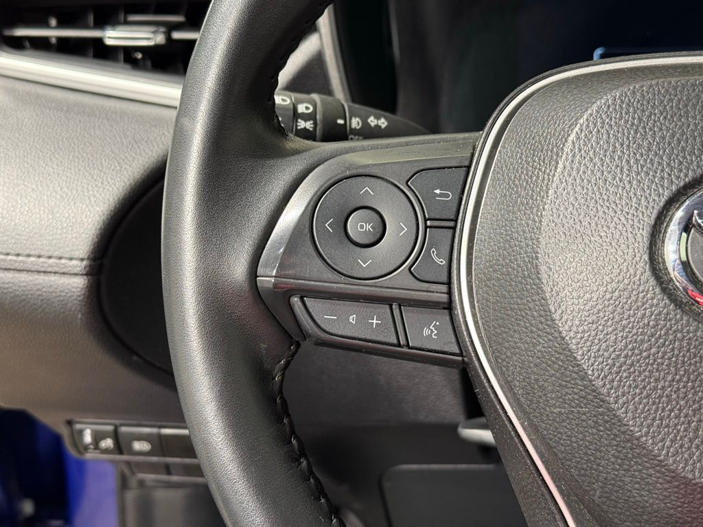 Thumbnail: 2025 Toyota Corolla Cross - 23