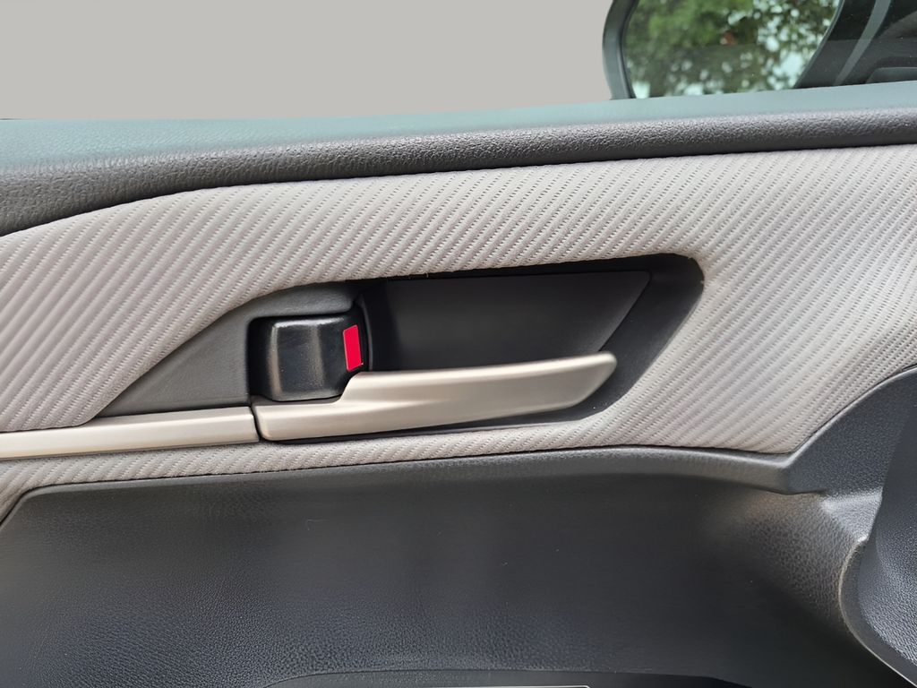 Used Car 2025 Toyota Camry  Se For Sale Under $30,000 In Austin, Texas