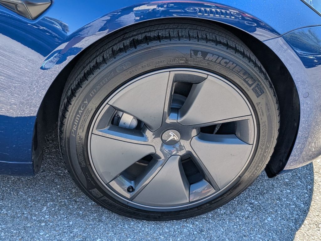 used 2021 Tesla Model 3 car, priced at $22,988