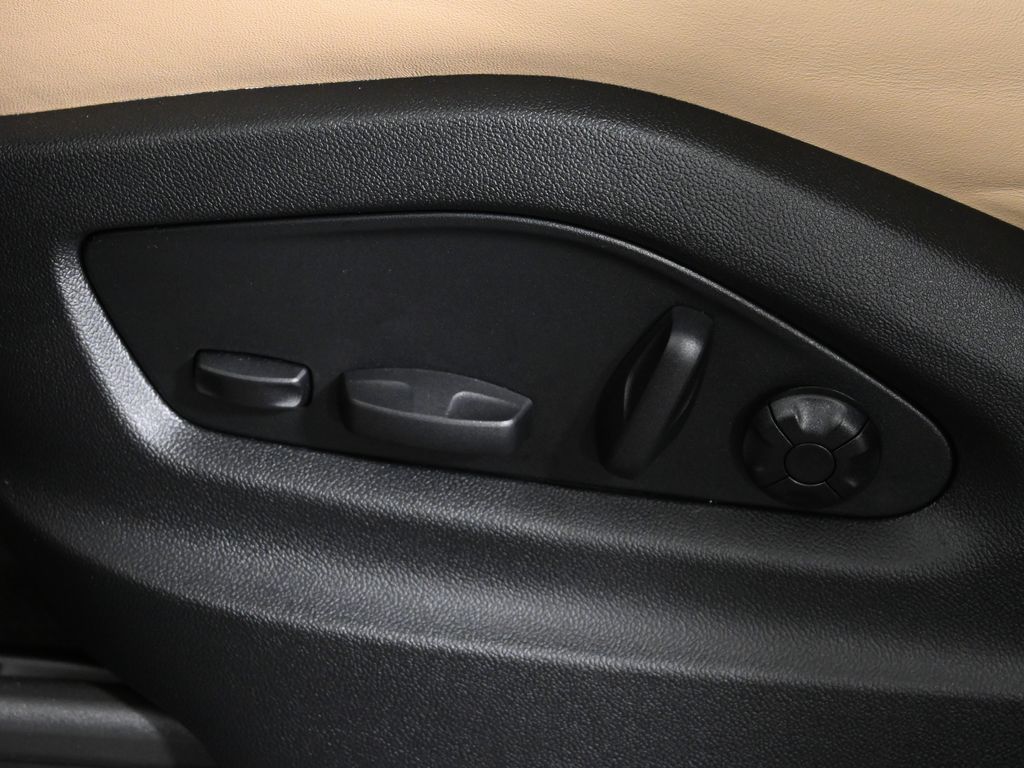 Thumbnail: 2026 Porsche Cayenne - 29