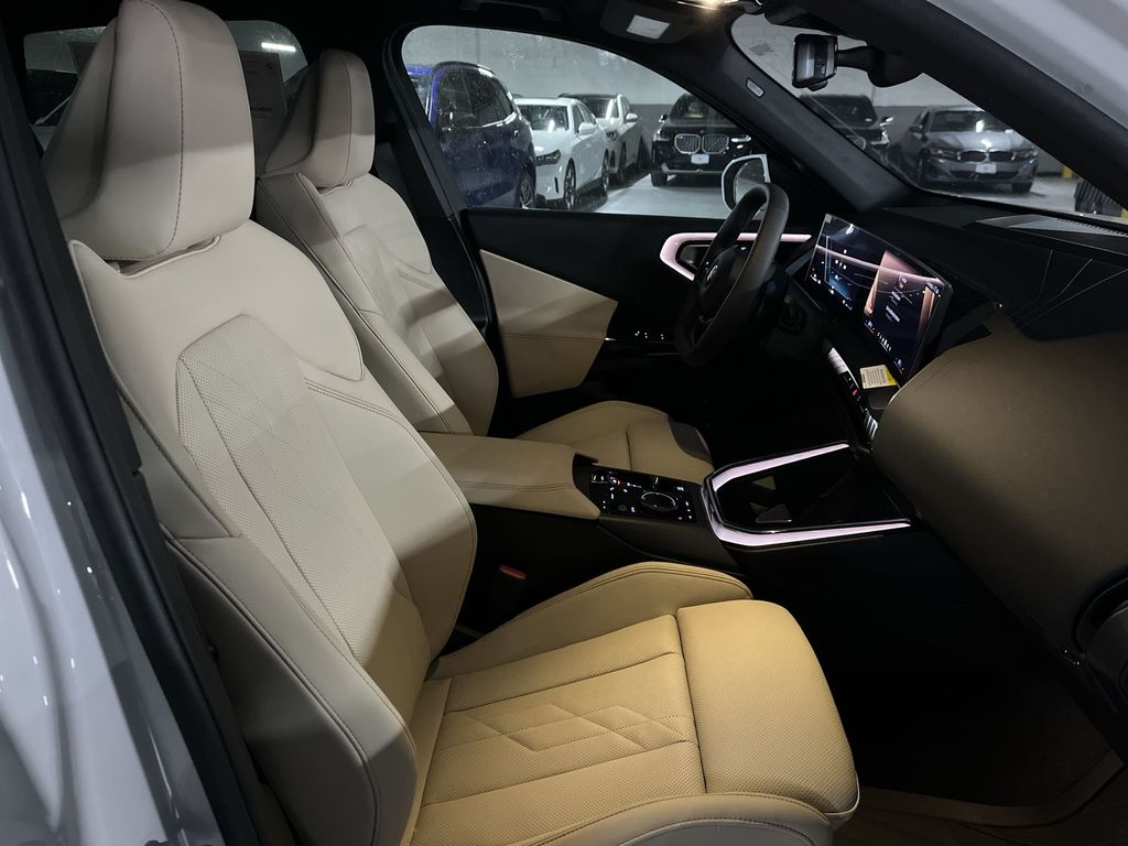 Thumbnail: 2026 BMW X3 - 25