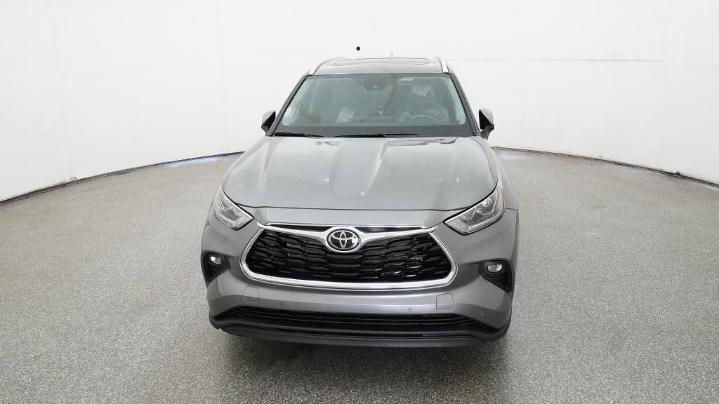 Thumbnail: 2026 Toyota Highlander - 10