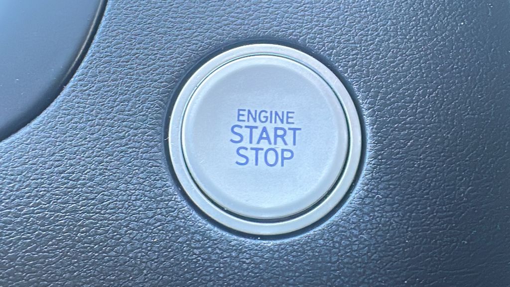 2024 Hyundai Tucson Limited White at Big Star Chrysler Jeep Dodge Ram 