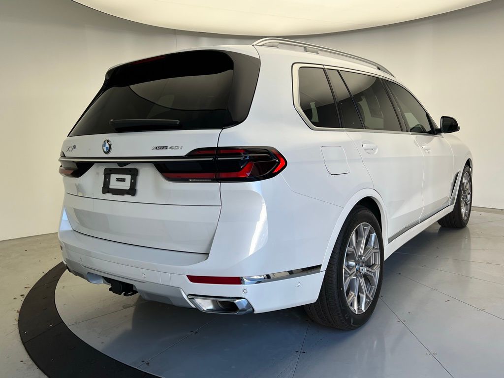 Thumbnail: 2024 BMW X7 - 3