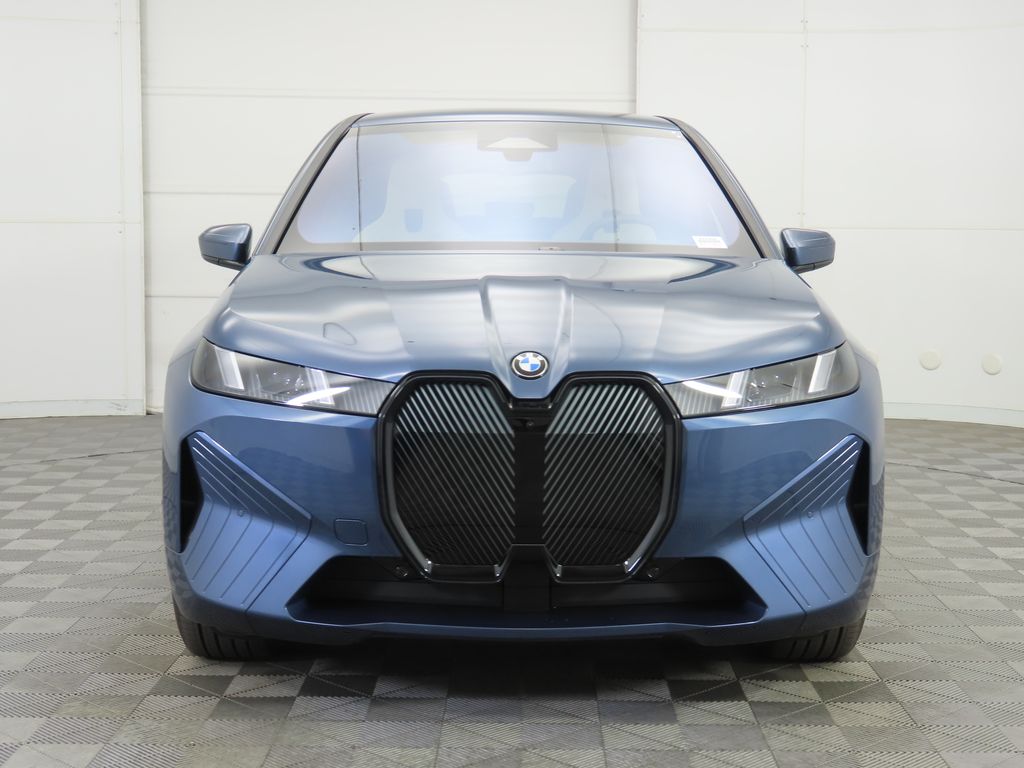 Thumbnail: 2026 BMW iX - 2