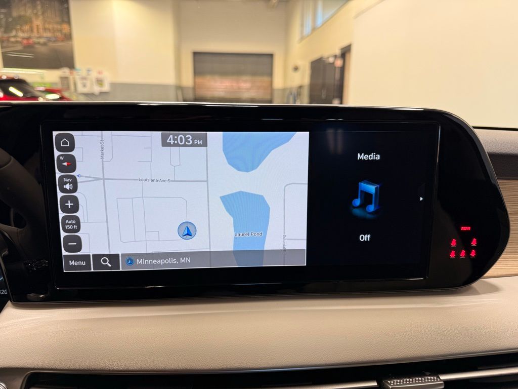 Thumbnail: 2025 Hyundai Palisade - 16