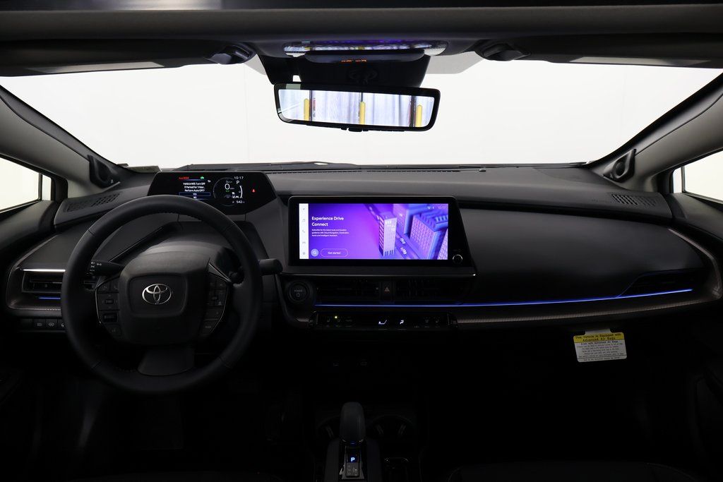 2025 Toyota Prius Limited 4