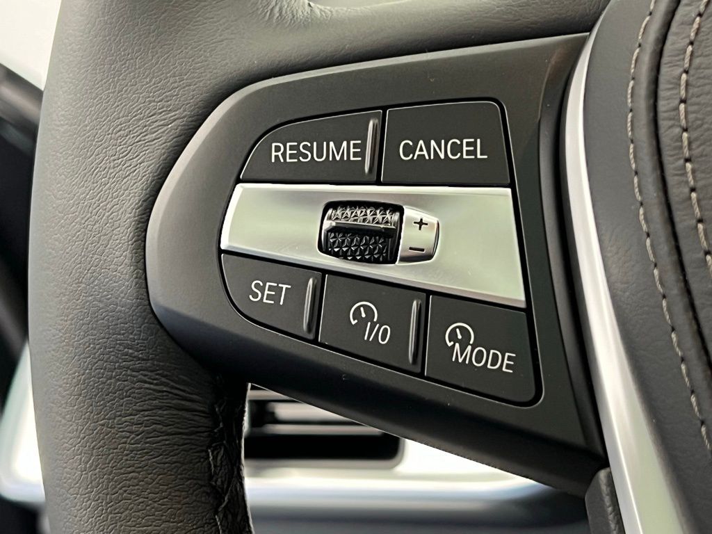 Thumbnail: 2026 BMW X5 - 19