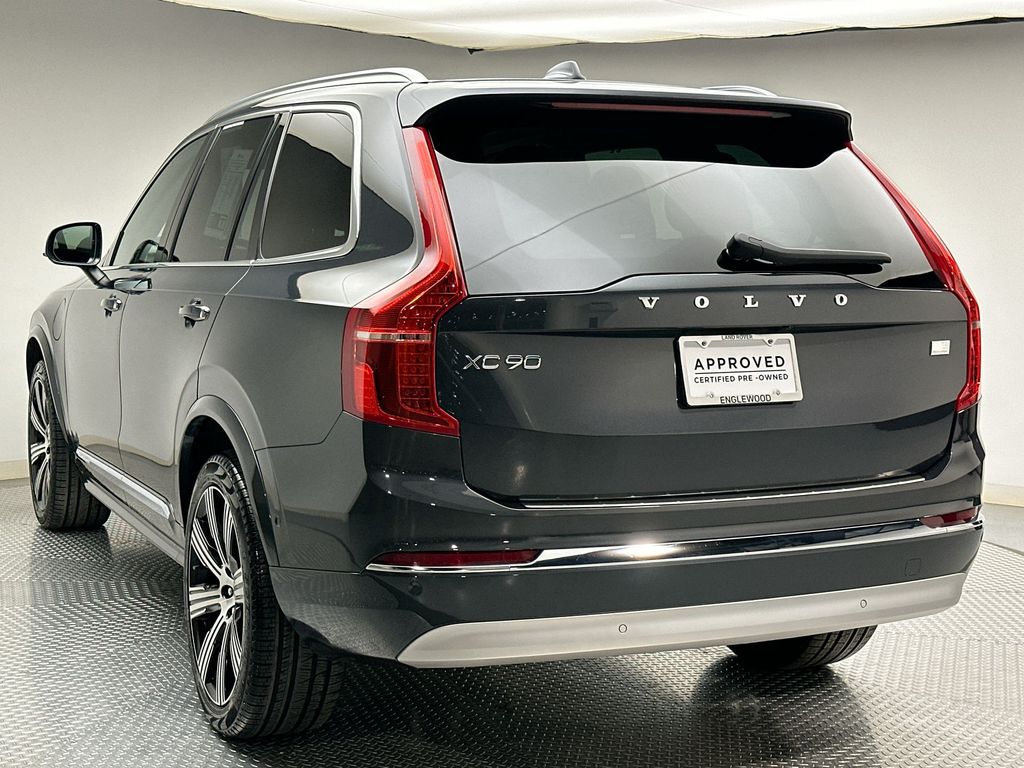 Thumbnail: 2022 Volvo XC90 - 11