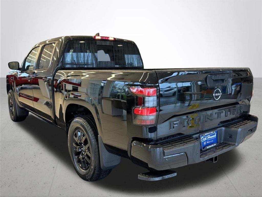 2026 Nissan Frontier SV