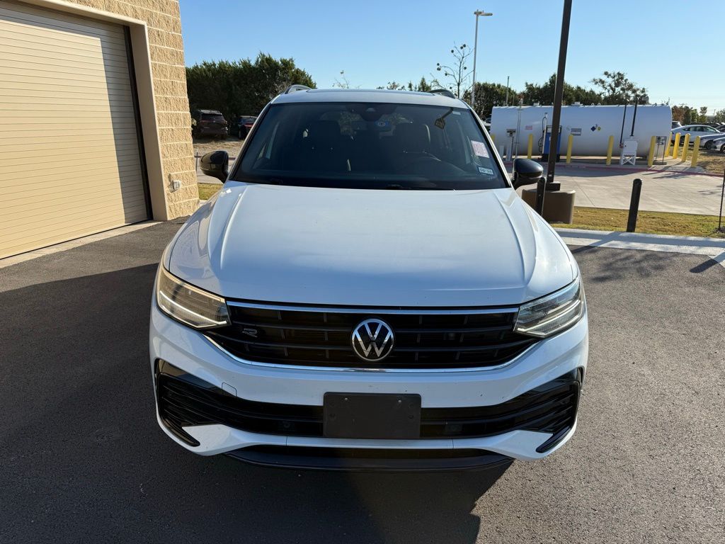 Thumbnail: 2023 Volkswagen Tiguan - 2