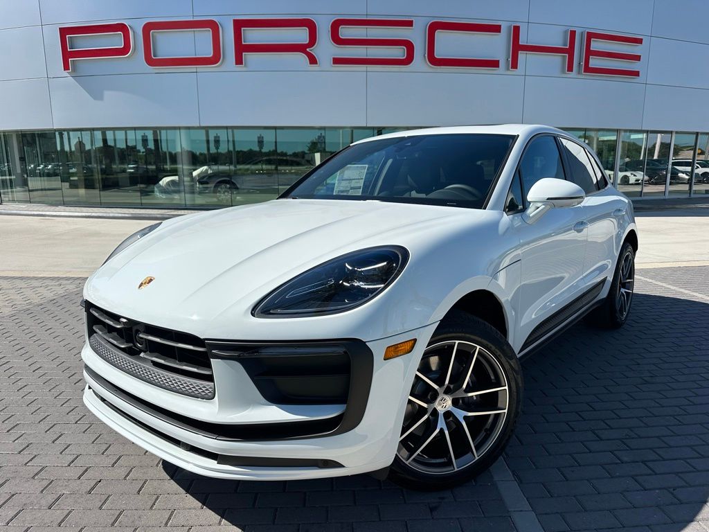 Thumbnail: 2026 Porsche Macan - 1