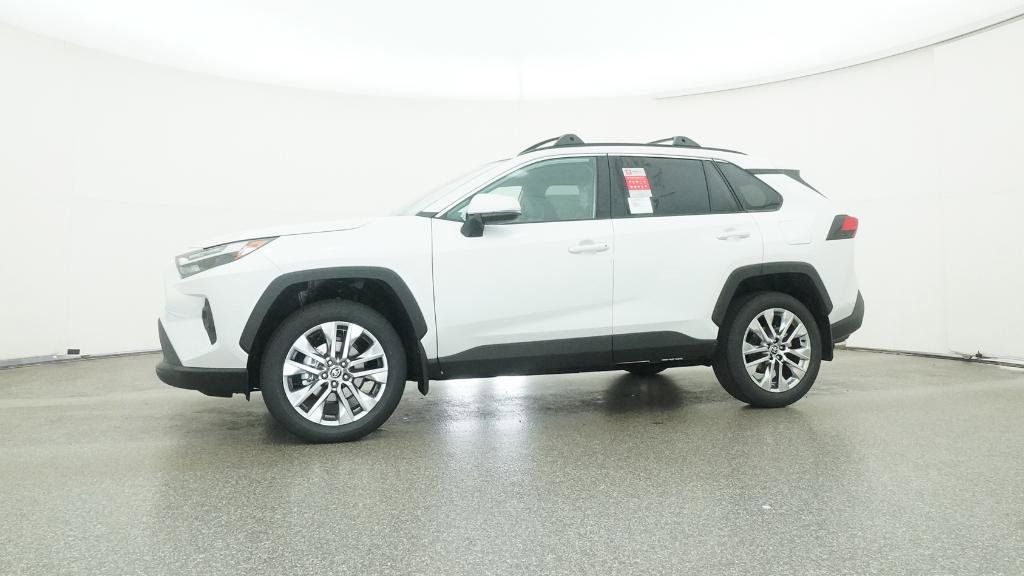Thumbnail: 2025 Toyota RAV4 - 23