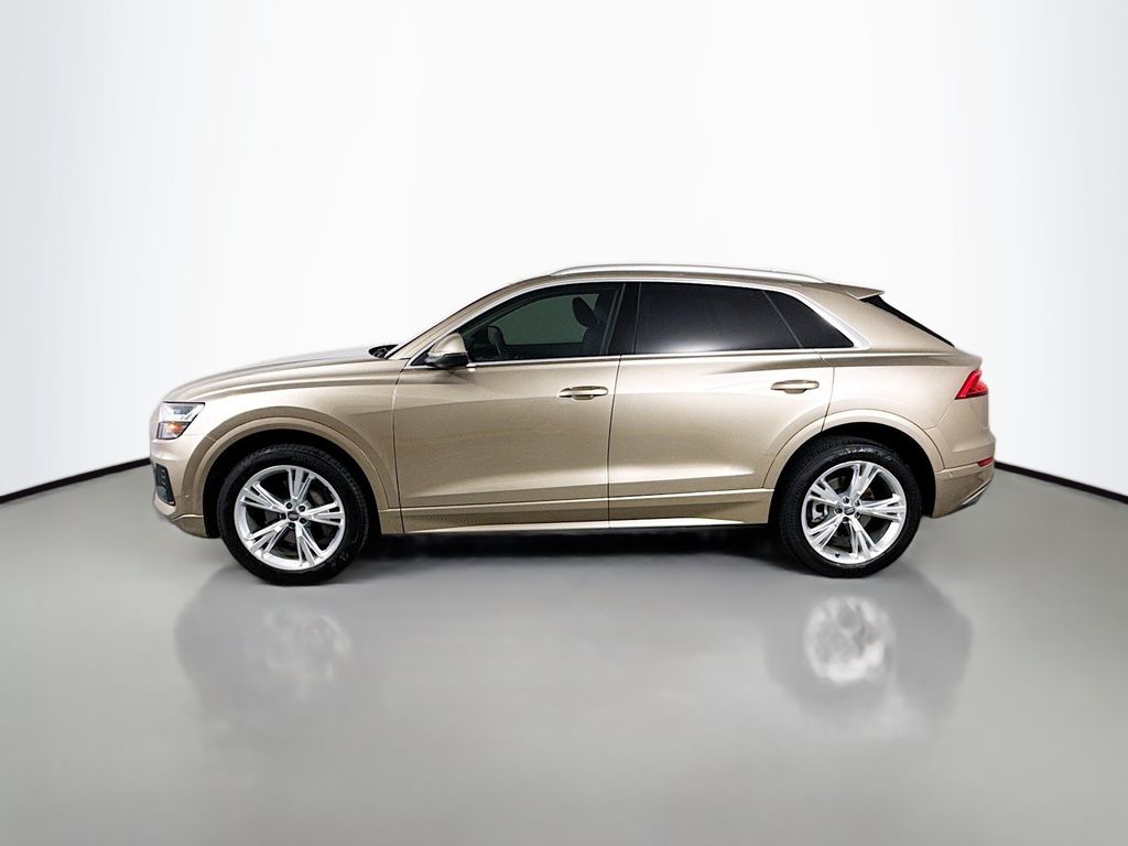 Thumbnail: 2019 Audi Q8 - 8