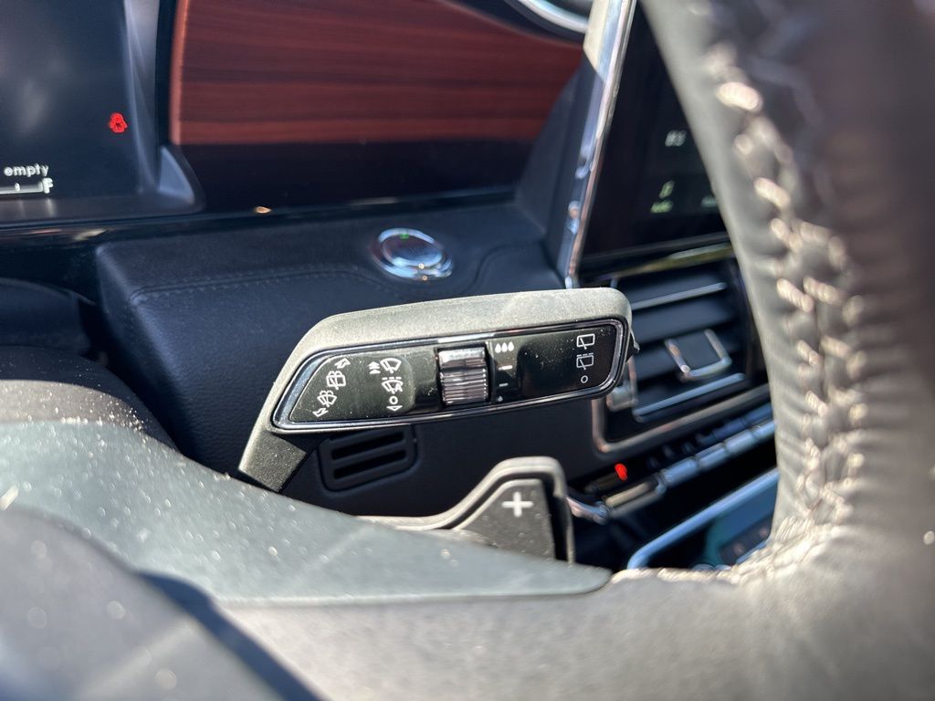 Used Car 2021 Lincoln Navigator  Reserve For Sale Under $50,000 In Austin, Texas