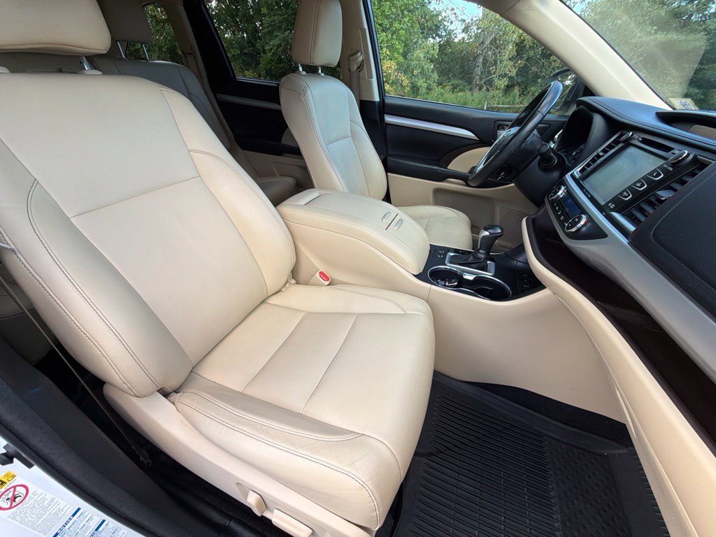 Used 2018 Toyota Highlander SUV