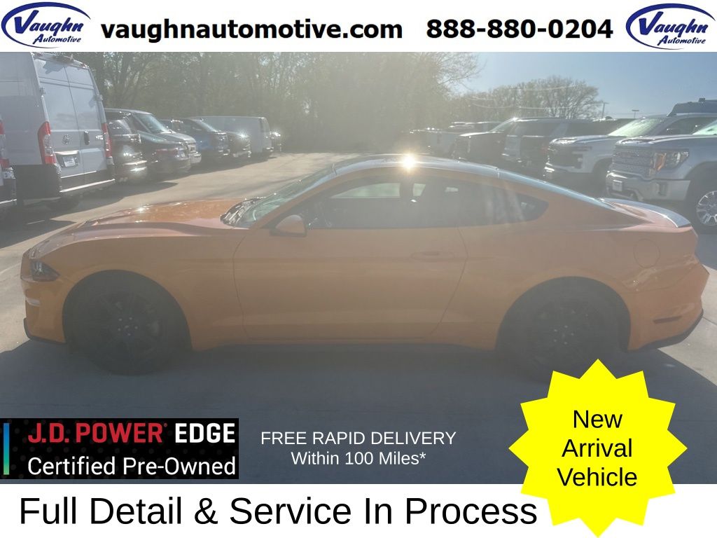 2018 Ford Mustang EcoBoost Premium Coupe RWD