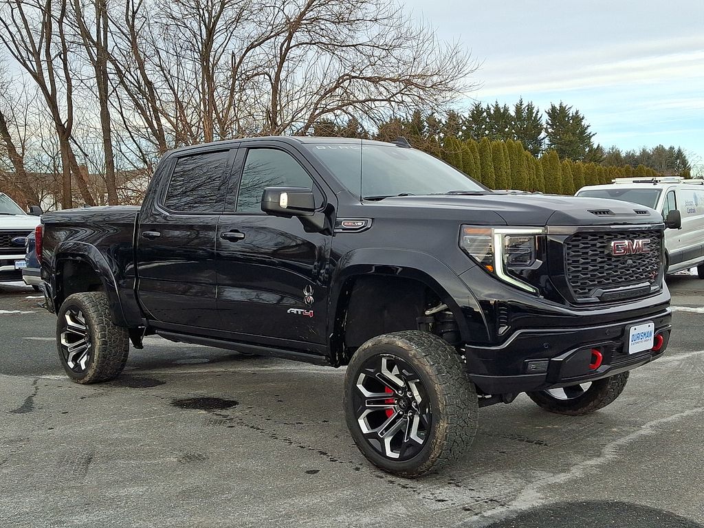 2023 GMC Sierra 1500 AT4 Crew Cab 4WD
