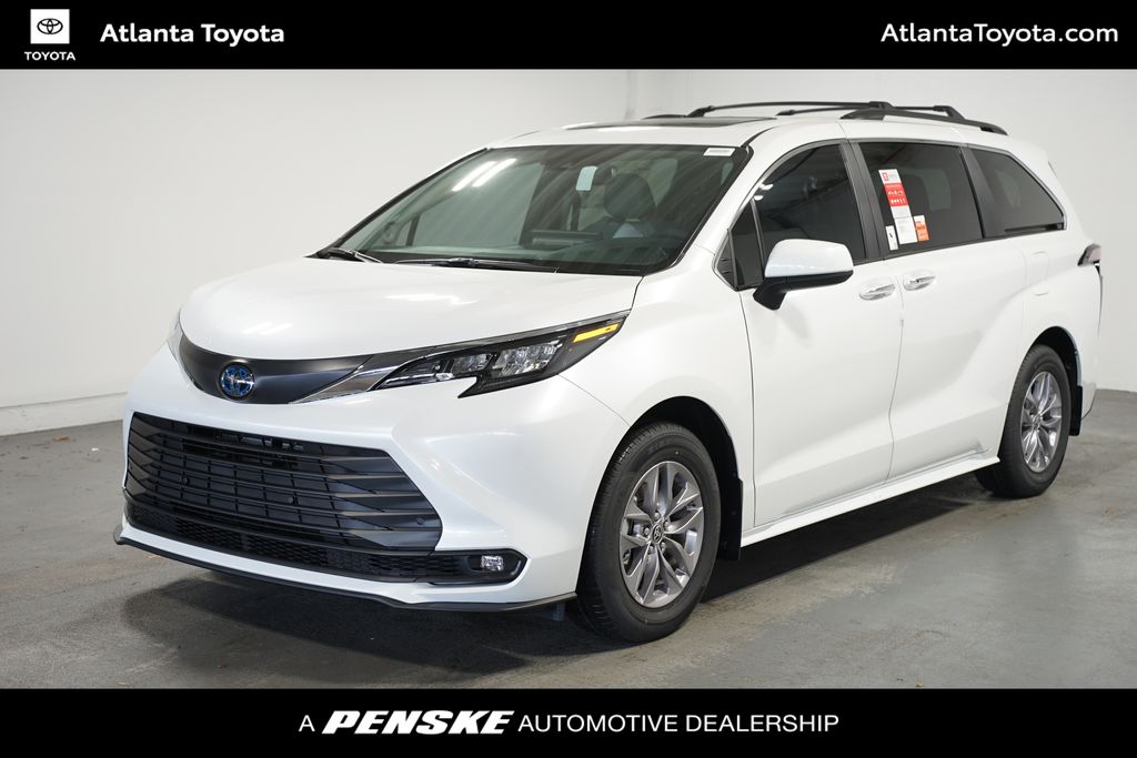 2025 Toyota Sienna XLE -
                Duluth, GA