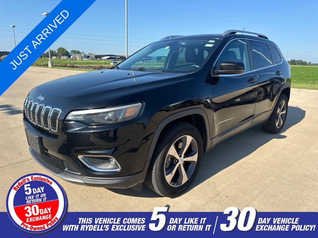 Diamond Black Crystal Pearlcoat 2019 Jeep Cherokee SUV / Crossover Four-Wheel Drive 9-Speed Automatic