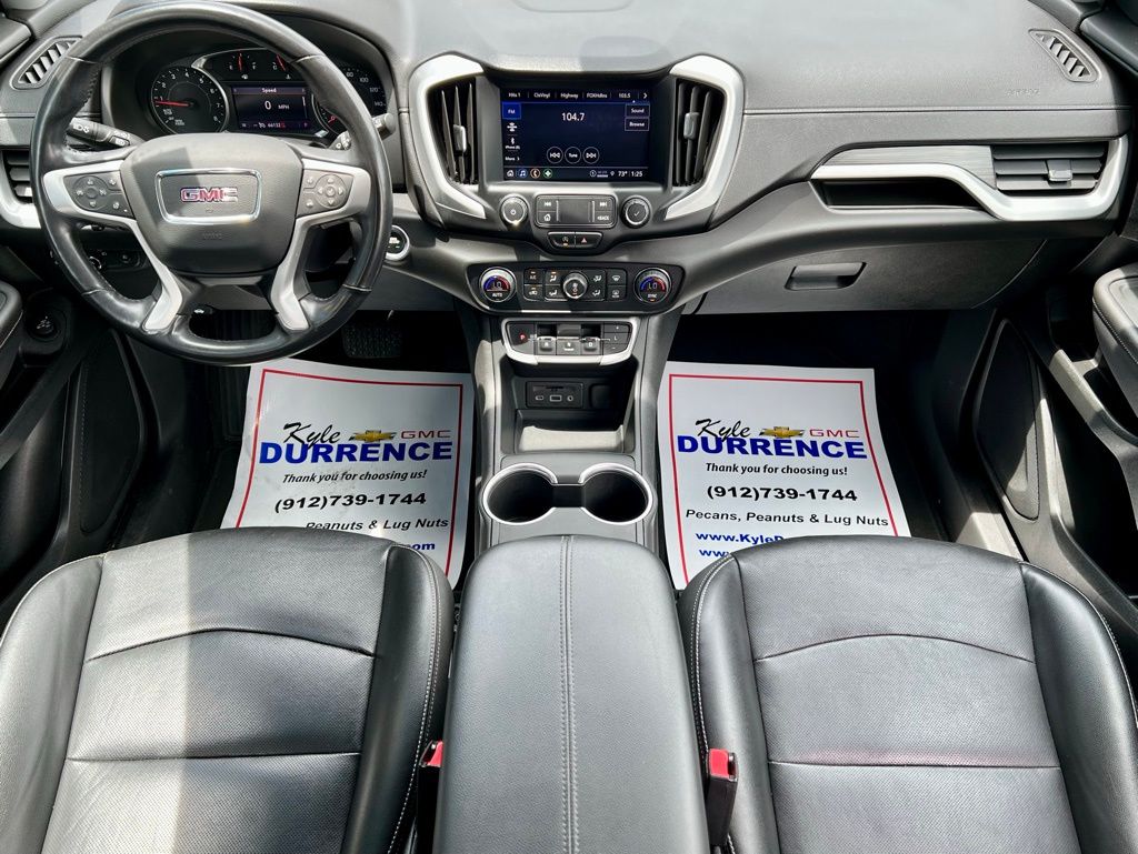 2022 GMC Terrain SLT photo