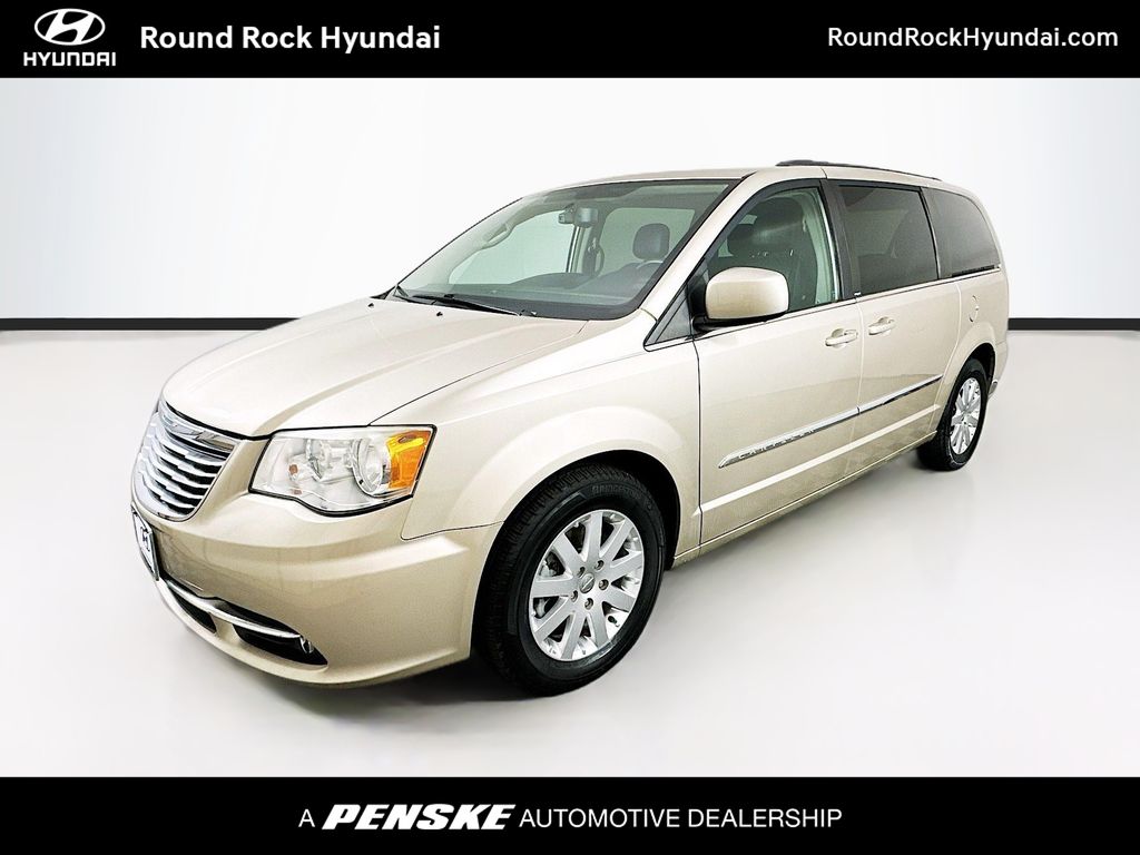 2013 Chrysler Town & Country Touring -
                Round Rock, TX