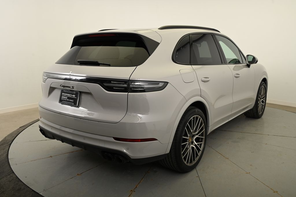 2023 Porsche Cayenne S 7