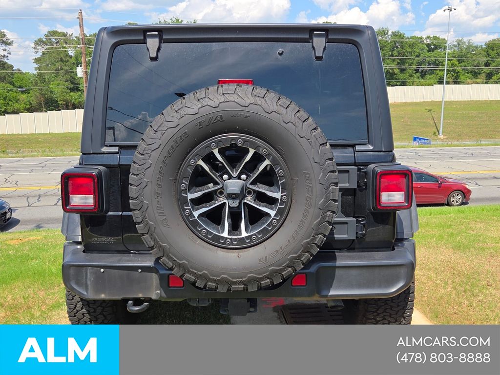 Used 2024 Black Jeep Sport image 5