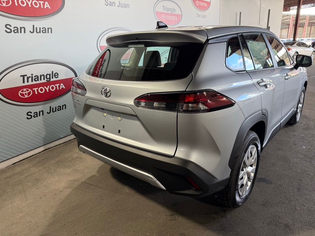 Thumbnail: 2026 Toyota Corolla Cross - 18