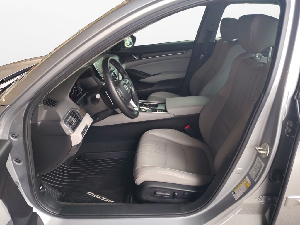 Used Car 2018 Honda Accord  Touring 2.0t For Sale Under $25,000 In Austin, Texas