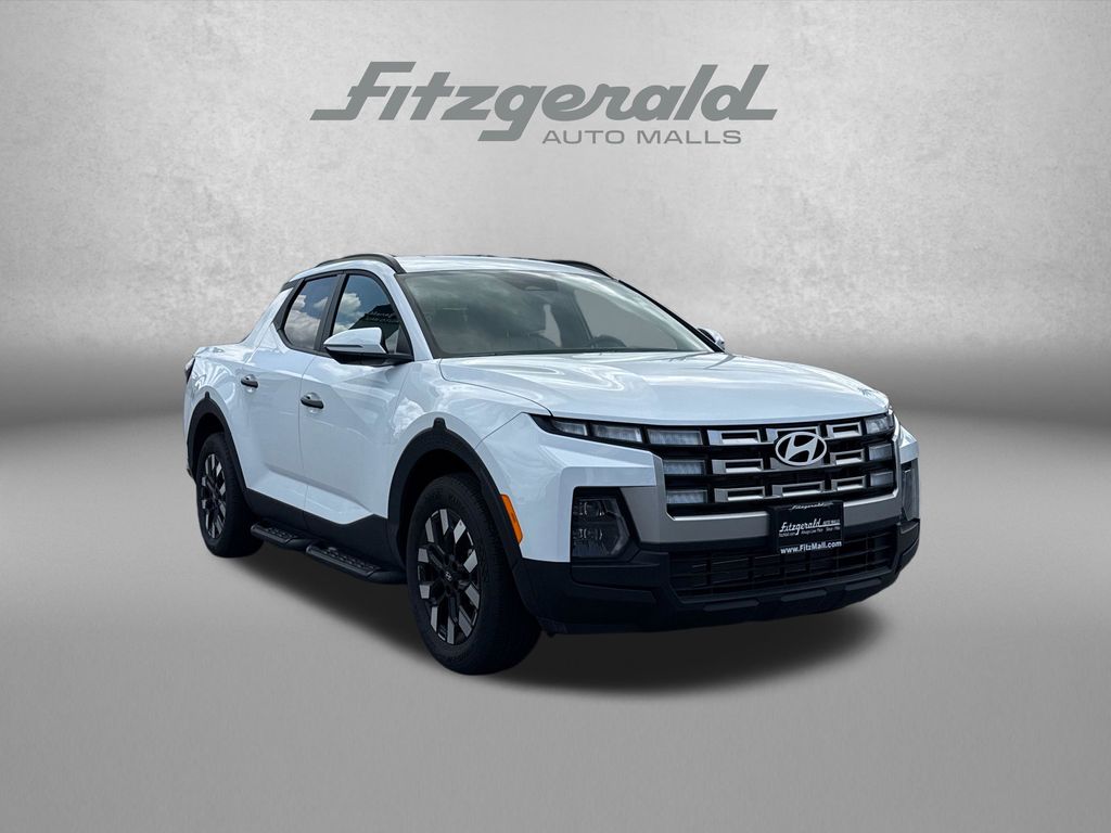 Atlas White 2025 Hyundai Santa Cruz Pickup Truck All-Wheel Drive 8-Speed Automatic
