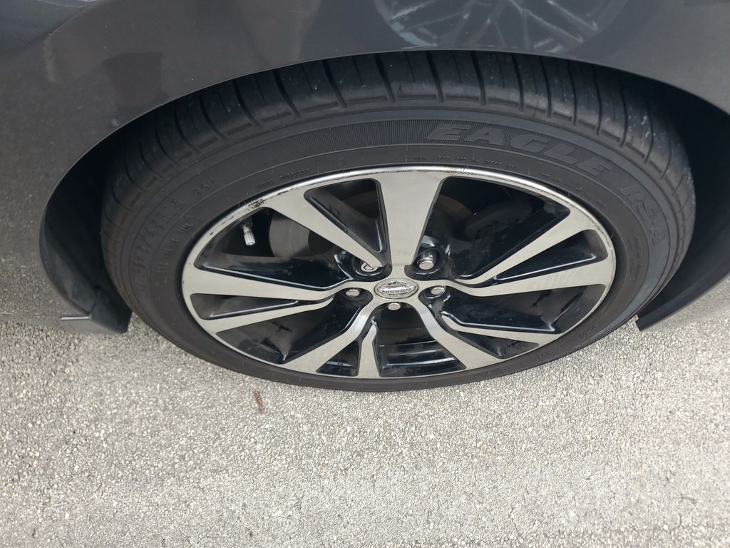 2018 Nissan Maxima - $13,888