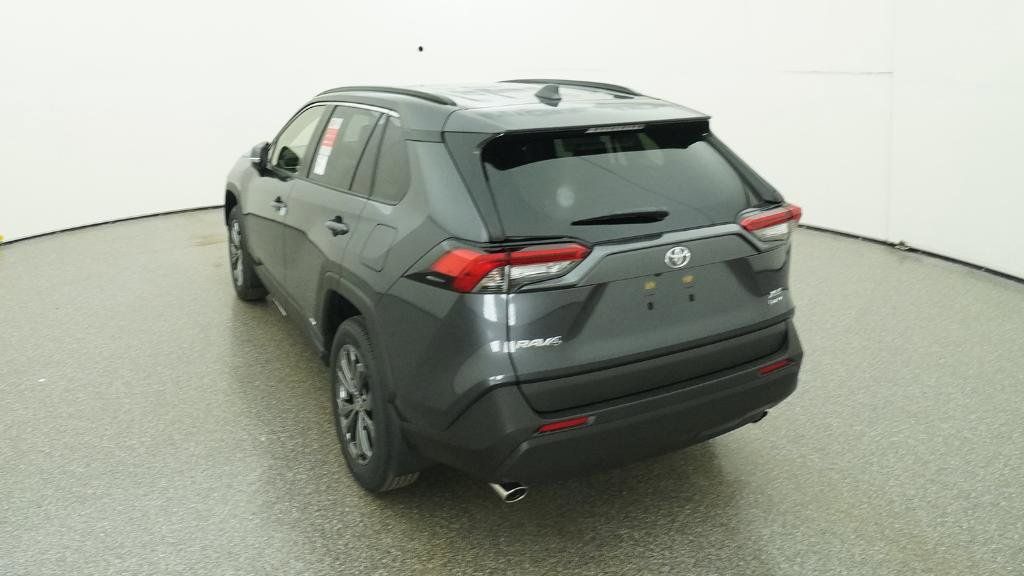 Thumbnail: 2025 Toyota RAV4 - 18