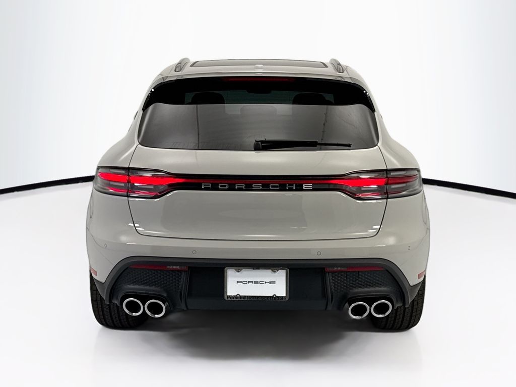 Thumbnail: 2026 Porsche Macan - 6