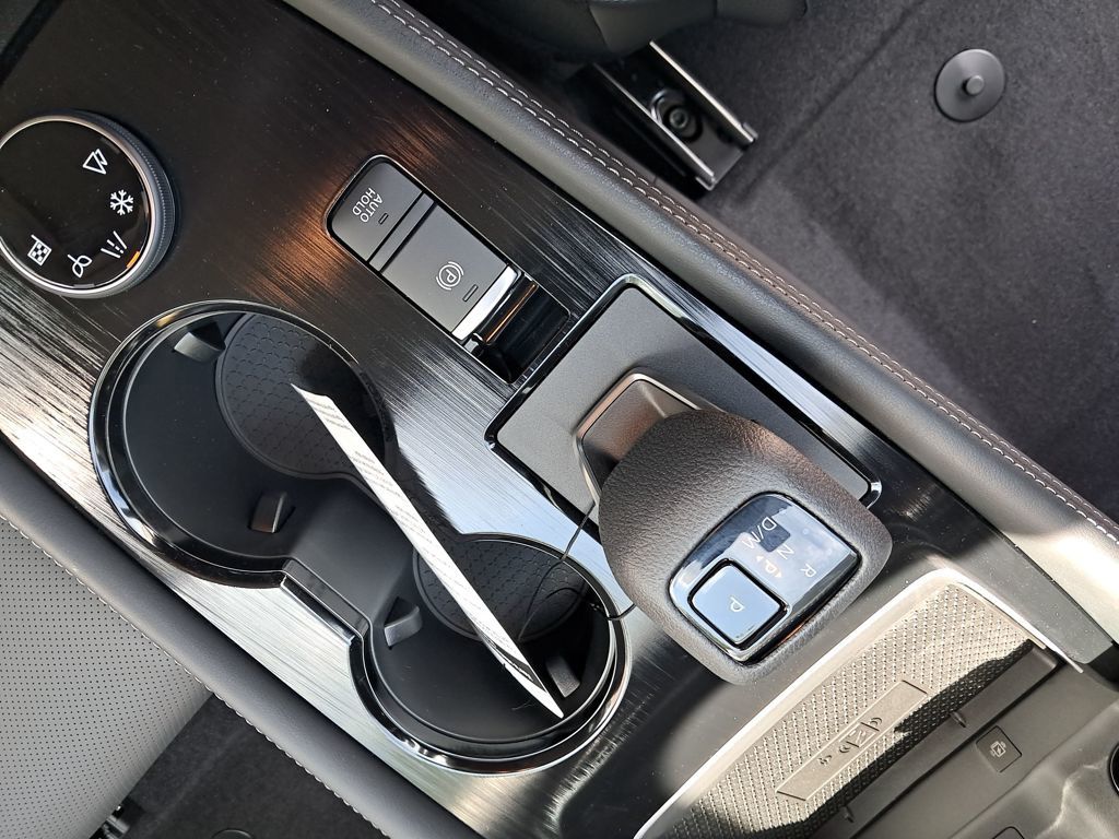 2026 Nissan Rogue Platinum White at South Hills Kia
