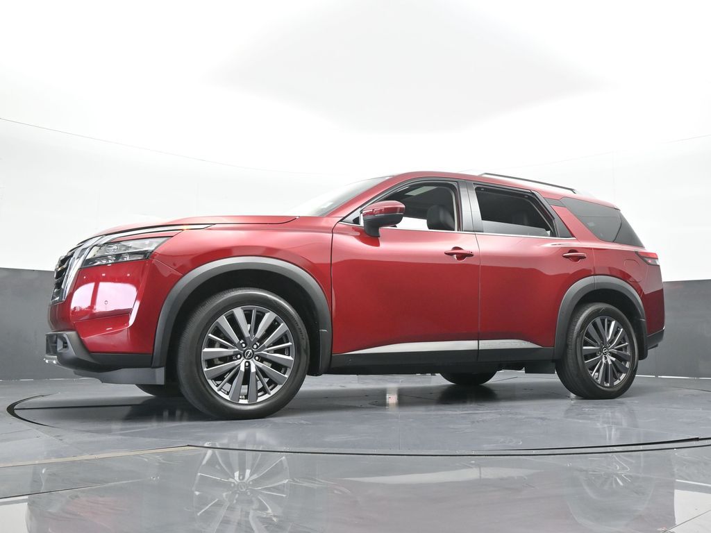 Used 2024 Scarlet Ember Nissan SL image 70