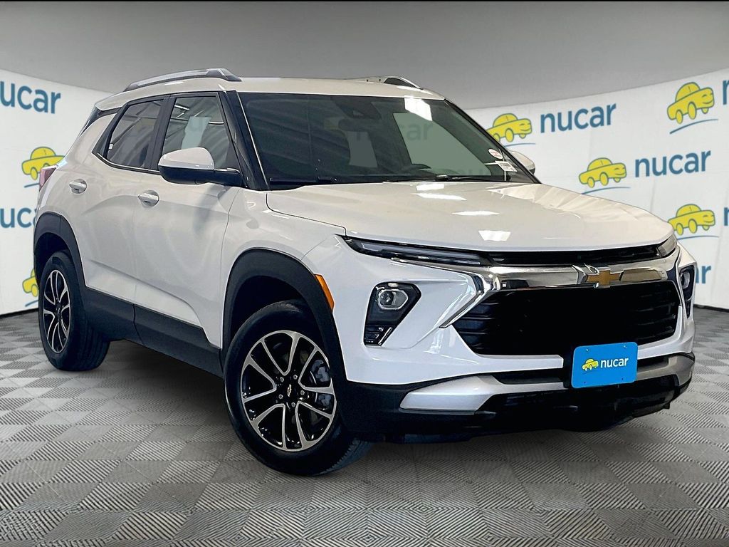 2025 Chevrolet TrailBlazer — photo 1