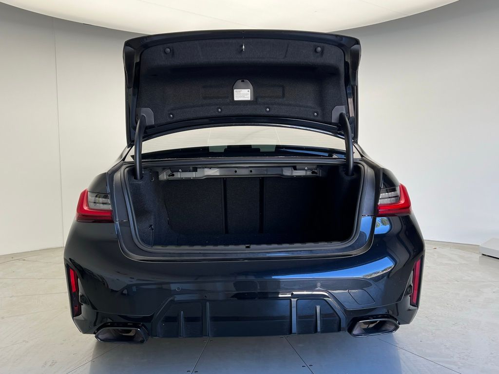 Thumbnail: 2023 BMW 3 Series - 5