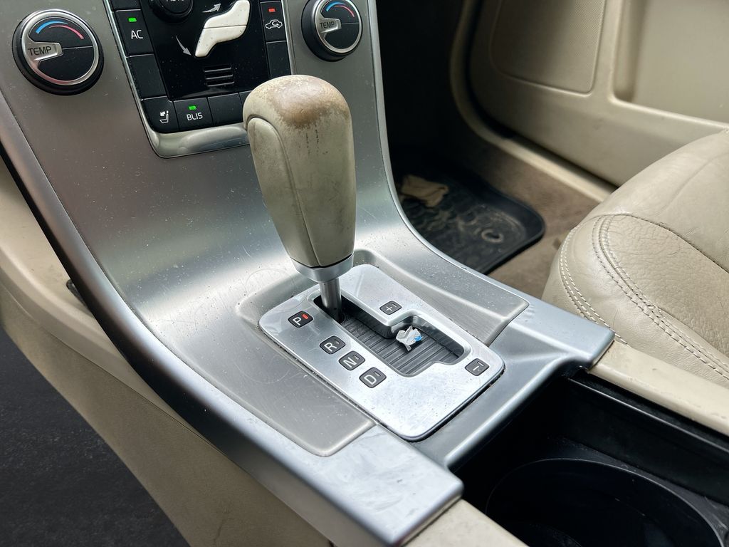 Thumbnail: 2011 Volvo XC60 - 24